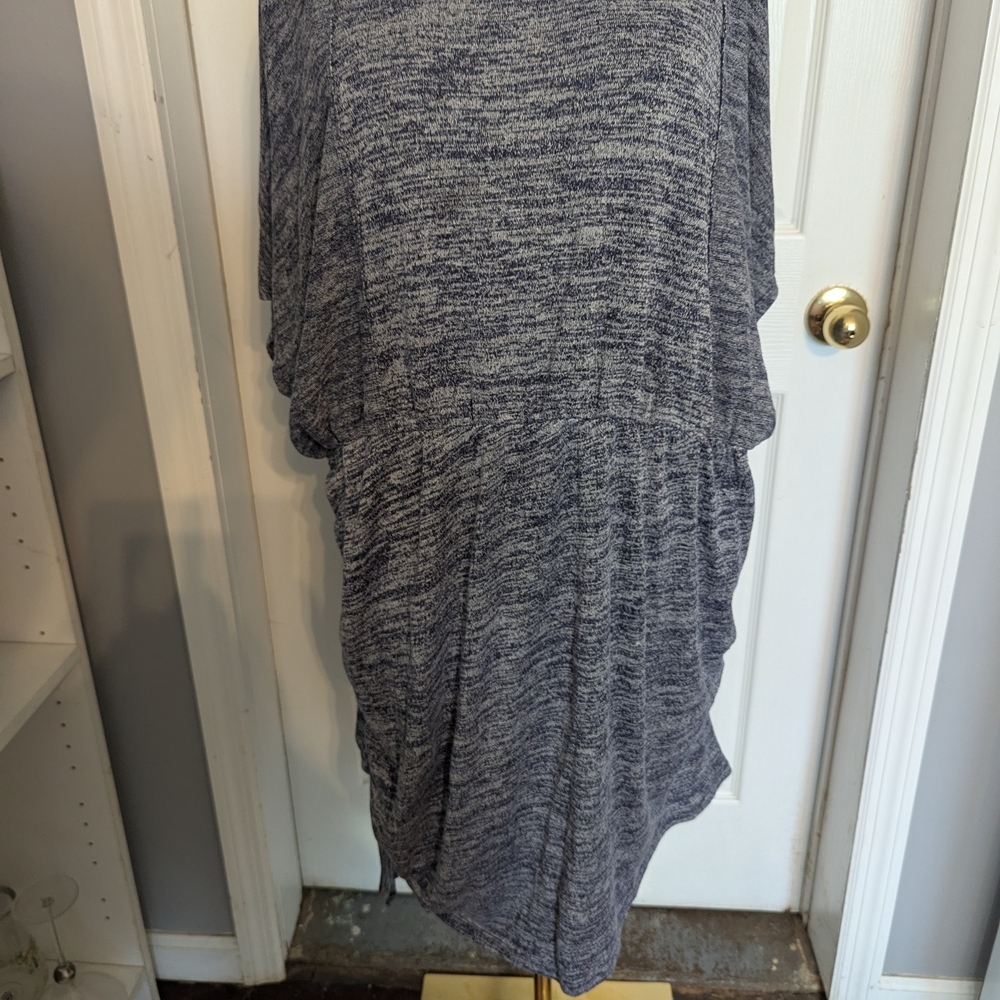 VENUS Gray Knit Dress - Picture 2 of 4